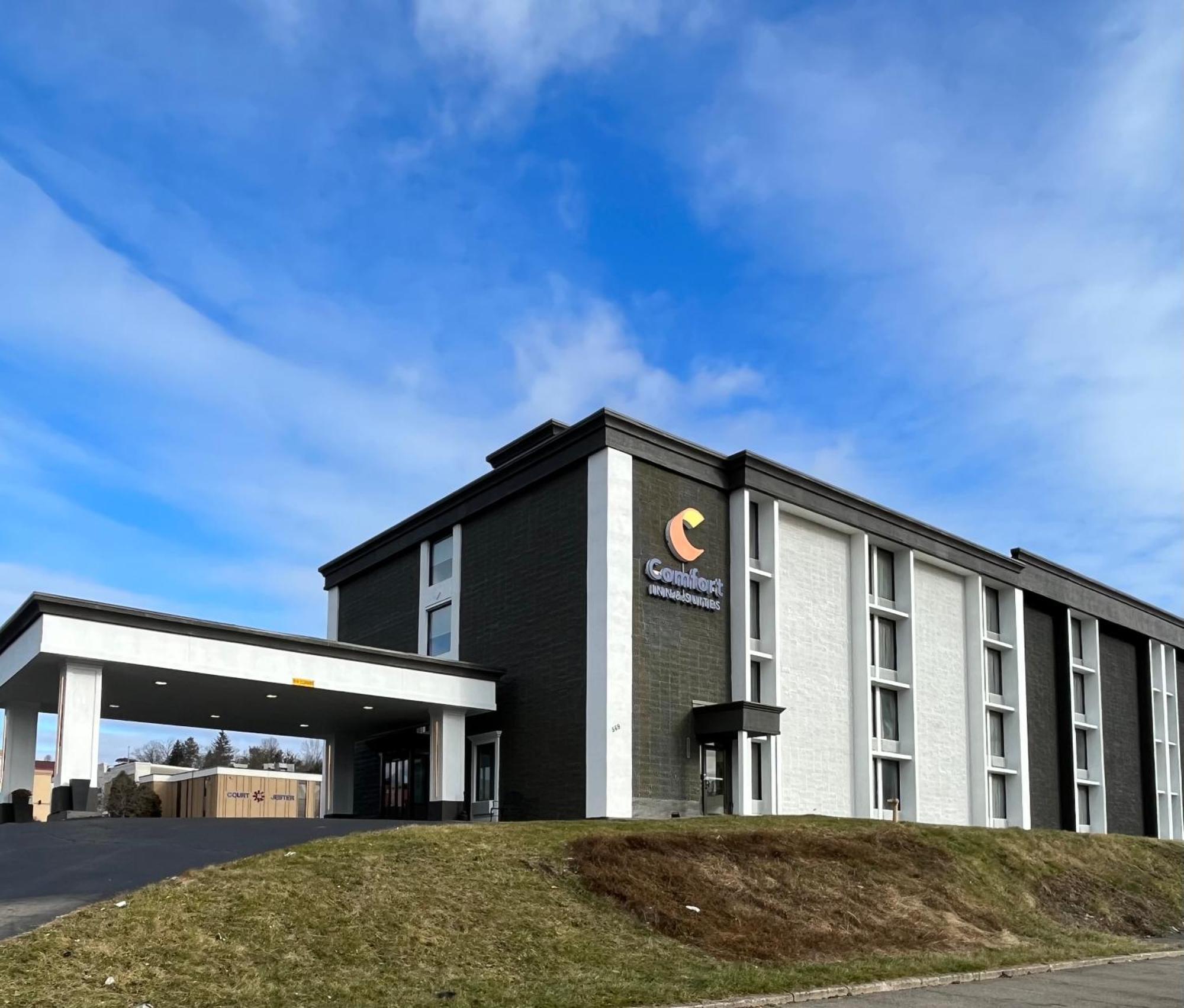 Baymont By Wyndham Johnson City/Binghamton Exteriör bild